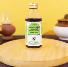 Load image into Gallery viewer, Arya Vaidya Sala Kottakkal Dhanvantaram Kashayam