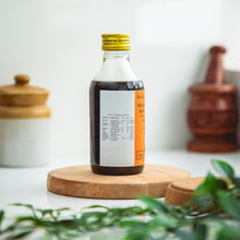 Load image into Gallery viewer, Arya Vaidya Sala Kottakkal Nilibringadi Kera Tailam