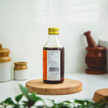 Load image into Gallery viewer, Arya Vaidya Sala Kottakkal Valiya Sahacharadi Tailam
