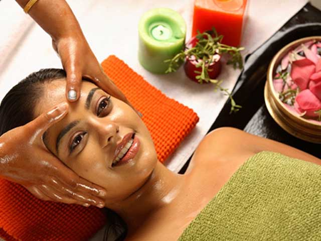Ayurvedic Treatment Session